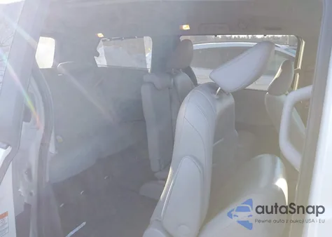 2015 Toyota Sienna Xle 8 Passenger from USA, damaged, VIN 5TDYK3DC2FS628487